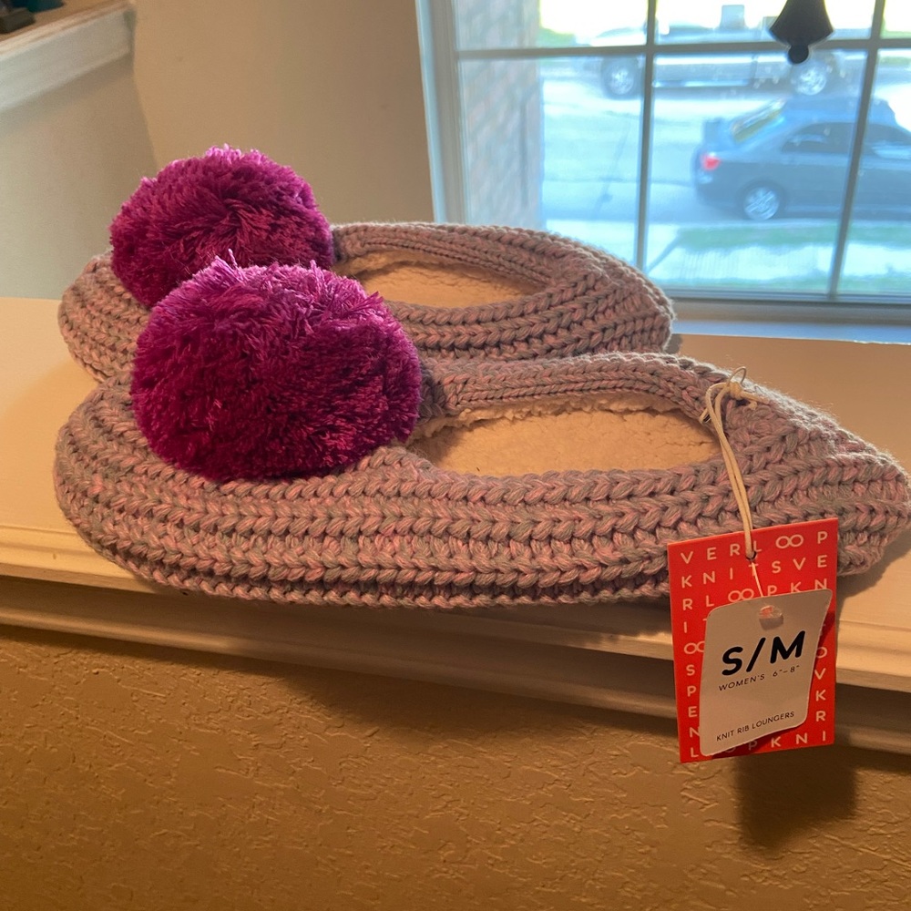 Verloop Knit slippers size S/M (6-8)
